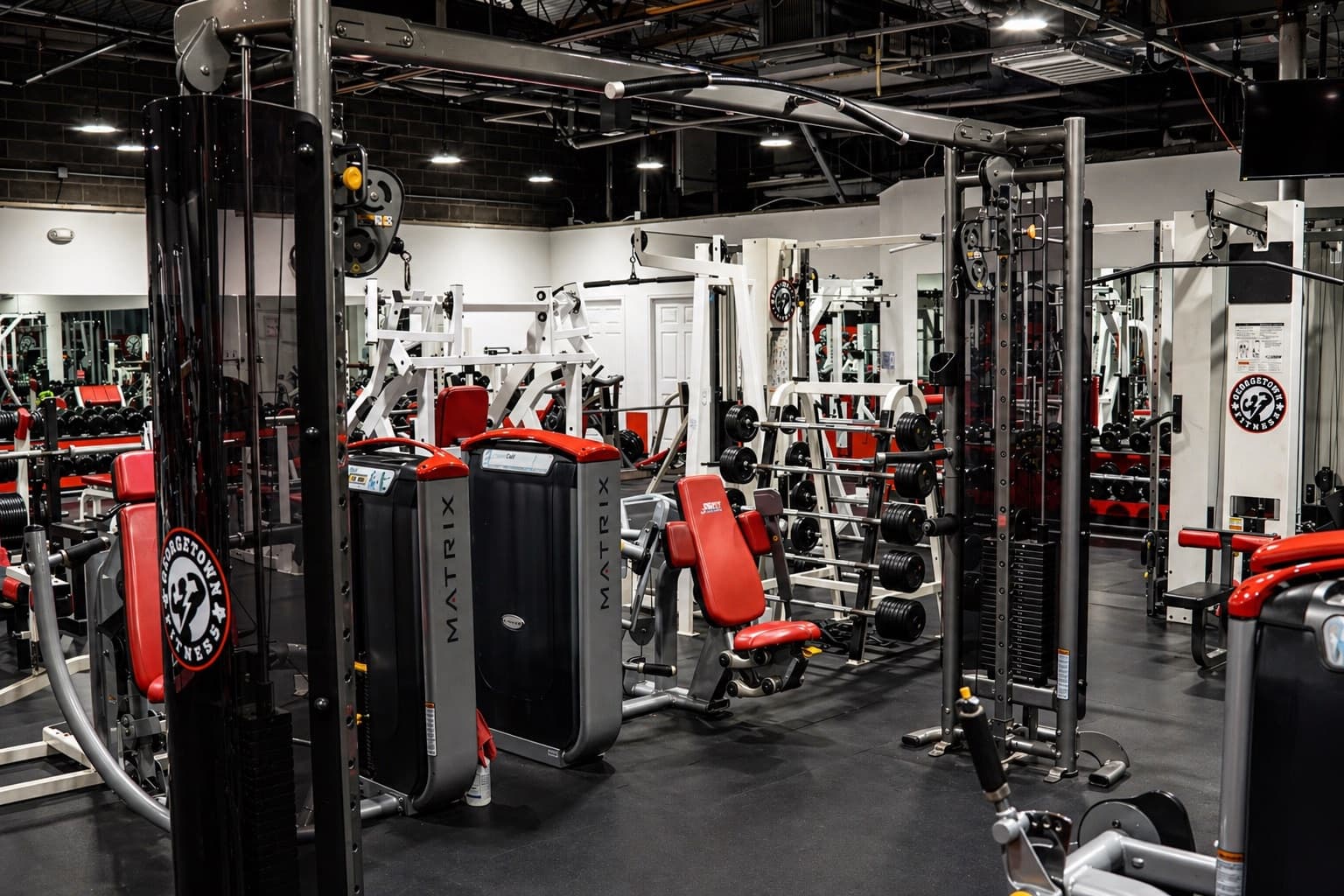 Selectorized machines on the Georgetown Fitness floor