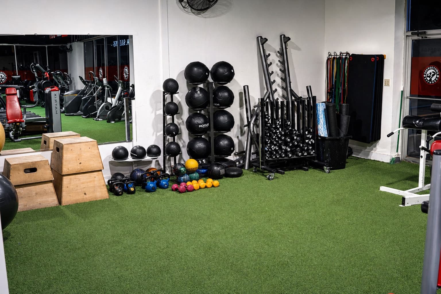 Georgetown Fitness strength floor and equipment layout